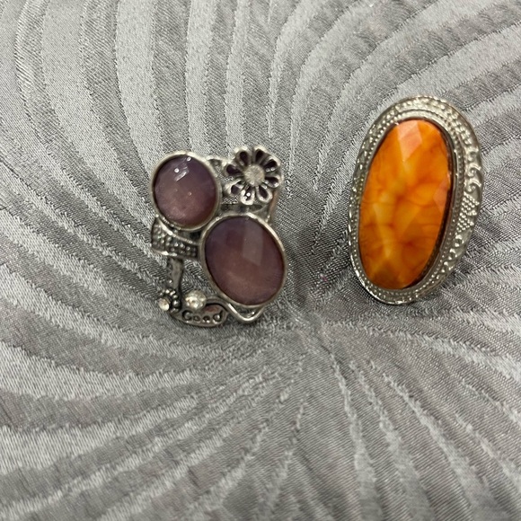 Two rings  for the price of one one size fits all - Picture 1 of 2